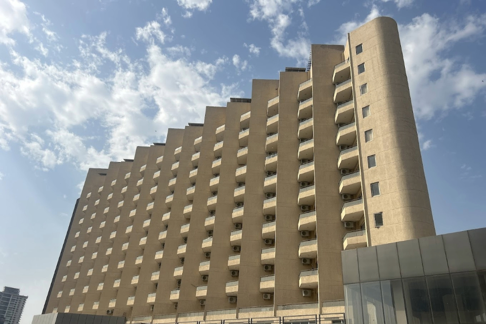 hotel near medanta hospital, gurgaon